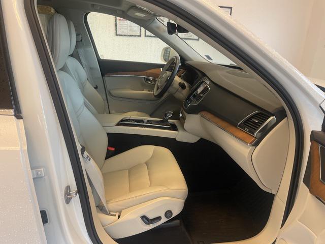 used 2022 Volvo XC90 car, priced at $37,891