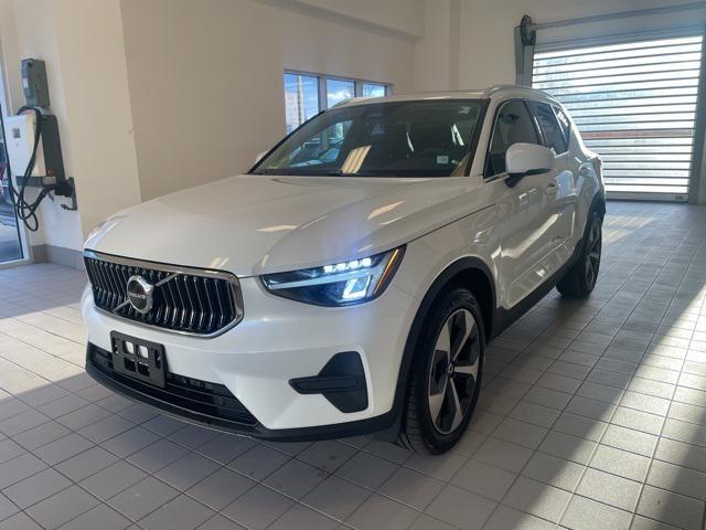 used 2025 Volvo XC40 car, priced at $43,899