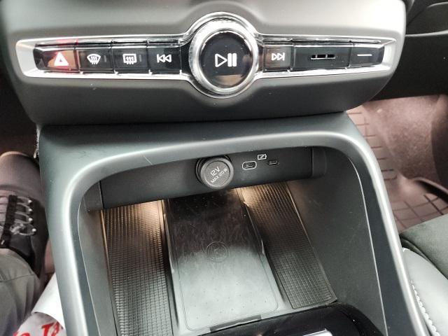 used 2022 Volvo XC40 Recharge Pure Electric car, priced at $34,836