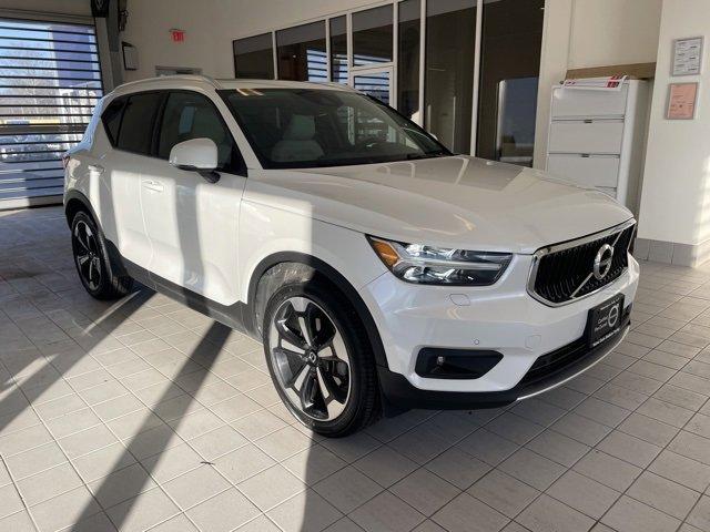 used 2022 Volvo XC40 car, priced at $29,899