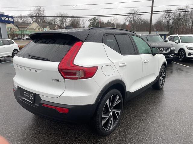 used 2021 Volvo XC40 car, priced at $24,887