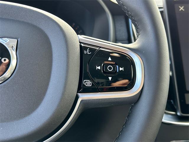 new 2026 Volvo XC90 car, priced at $73,080