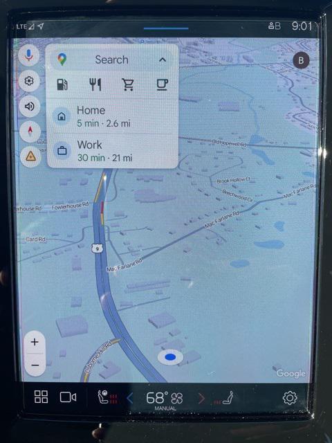 used 2023 Volvo XC40 car, priced at $28,899