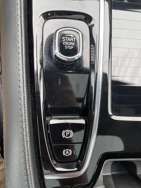 used 2023 Volvo S60 Recharge Plug-In Hybrid car, priced at $36,499