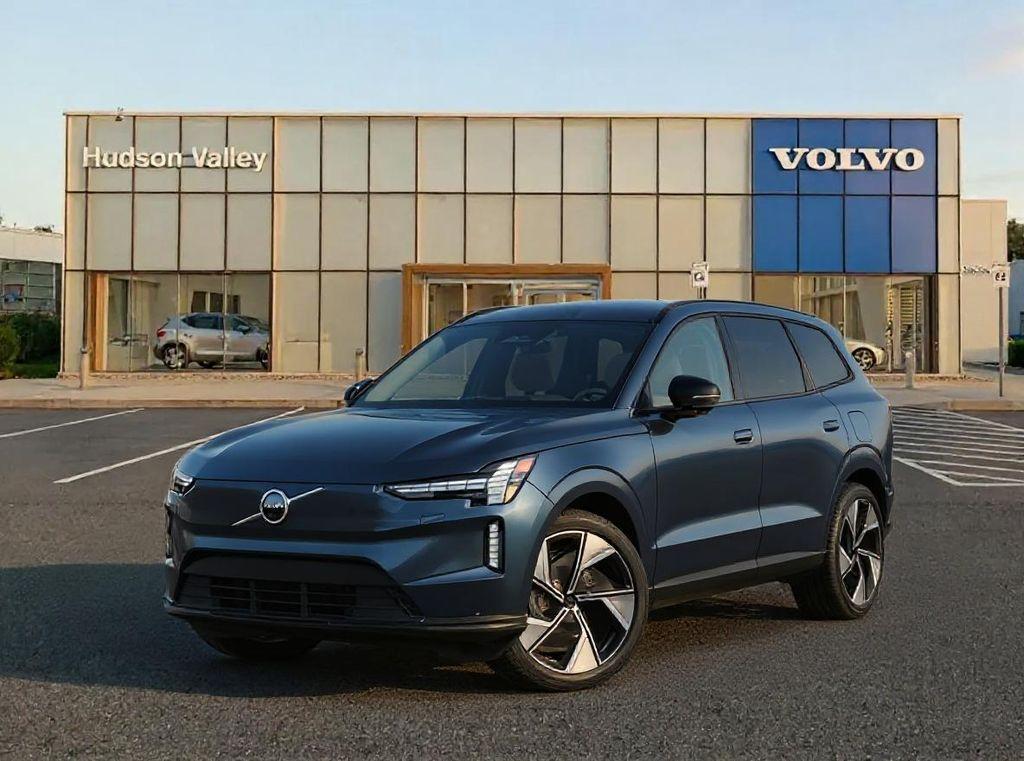 new 2025 Volvo EX90 car, priced at $94,325
