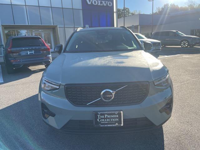used 2023 Volvo XC40 car, priced at $31,627