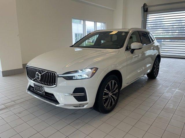 used 2022 Volvo XC60 car, priced at $37,199