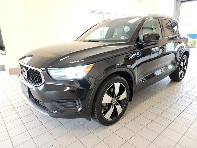 used 2020 Volvo XC40 car, priced at $17,899