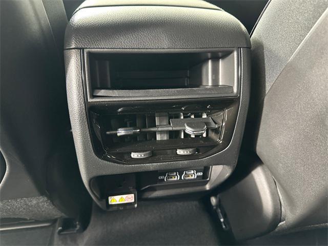 new 2025 Jeep Grand Cherokee car, priced at $41,963