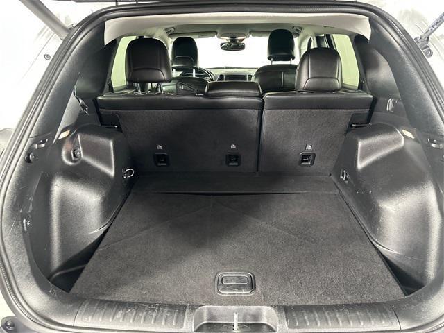 used 2020 Jeep Cherokee car, priced at $17,495