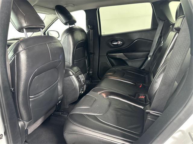 used 2020 Jeep Cherokee car, priced at $17,495