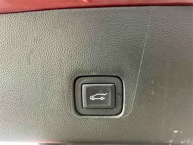 used 2019 Chevrolet Traverse car, priced at $19,495