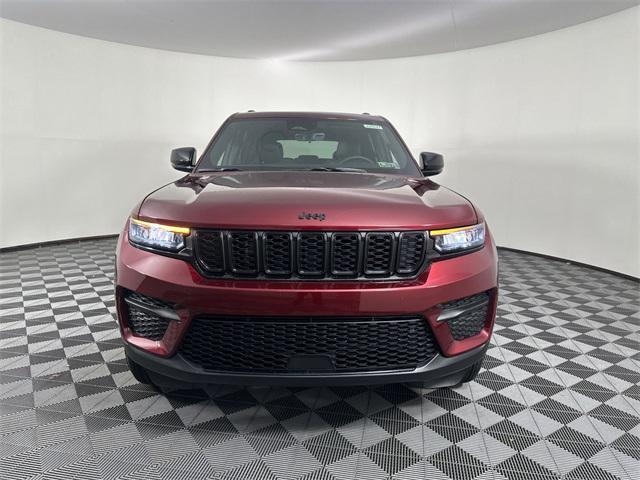new 2025 Jeep Grand Cherokee car, priced at $42,094