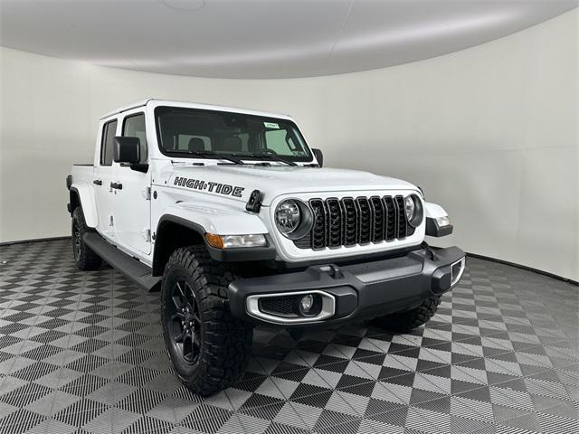 new 2025 Jeep Gladiator car, priced at $46,157
