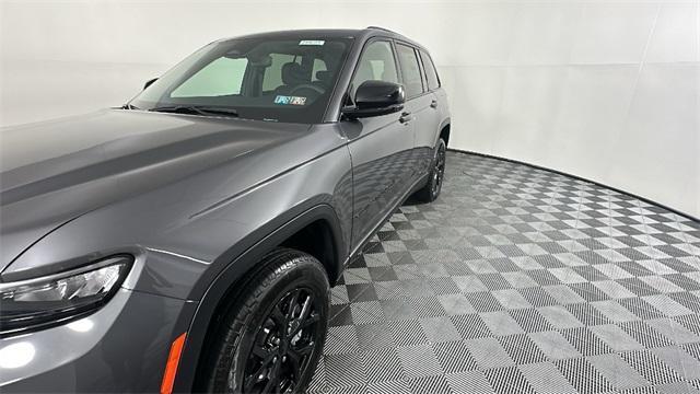 new 2024 Jeep Grand Cherokee car, priced at $39,676