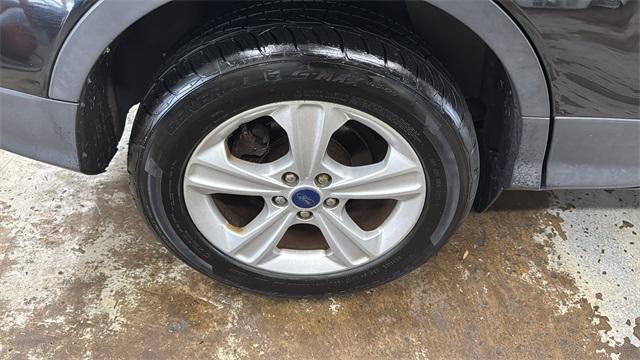 used 2014 Ford Escape car, priced at $5,998