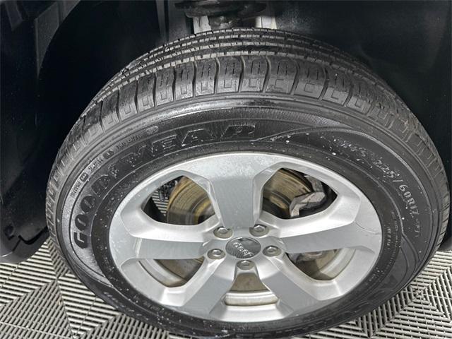 used 2020 Jeep Compass car, priced at $18,995