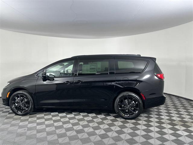 new 2026 Chrysler Pacifica car, priced at $51,084