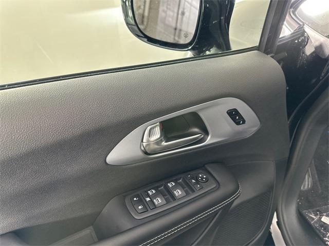 new 2026 Chrysler Pacifica car, priced at $51,084