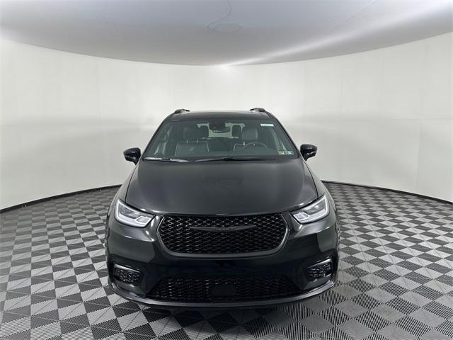 new 2026 Chrysler Pacifica car, priced at $51,584