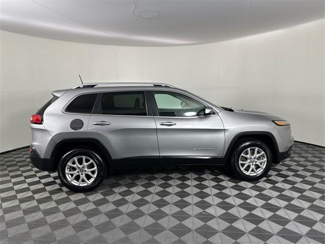 used 2017 Jeep Cherokee car, priced at $12,998
