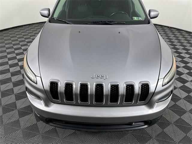 used 2017 Jeep Cherokee car, priced at $12,998