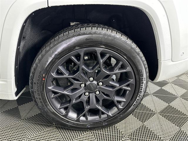 new 2025 Jeep Grand Cherokee car, priced at $66,465