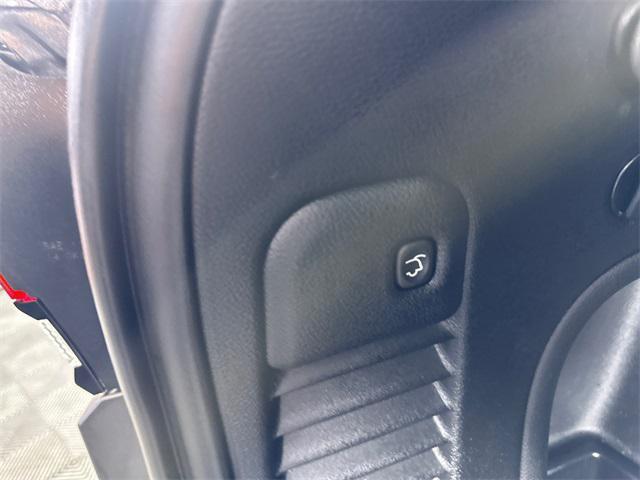 used 2021 Jeep Grand Cherokee car, priced at $25,495