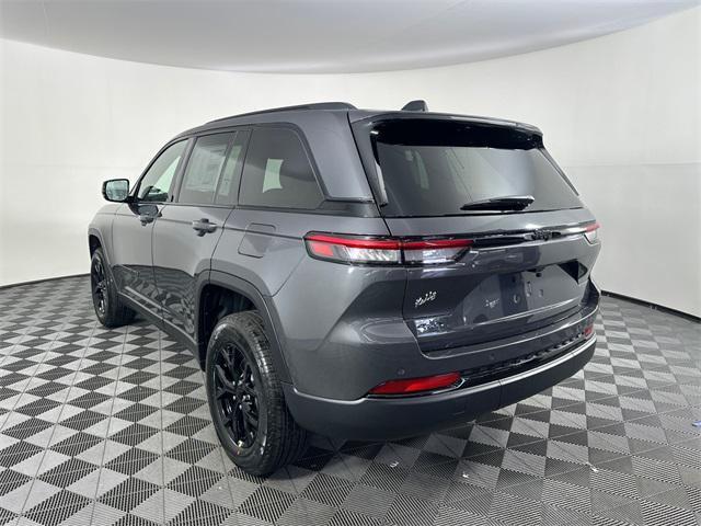 new 2025 Jeep Grand Cherokee car, priced at $41,705