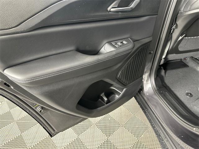 new 2025 Jeep Grand Cherokee car, priced at $41,705