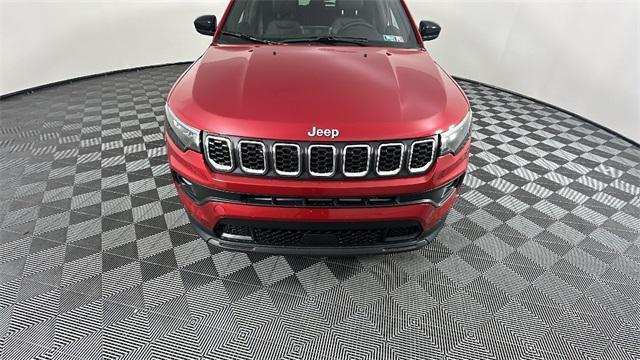 new 2025 Jeep Compass car, priced at $29,818