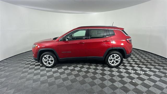 new 2025 Jeep Compass car, priced at $29,818