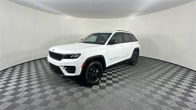 new 2025 Jeep Grand Cherokee car, priced at $44,434