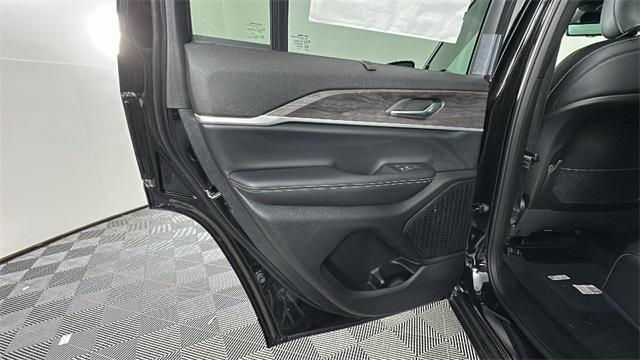 new 2025 Jeep Grand Cherokee car, priced at $47,157