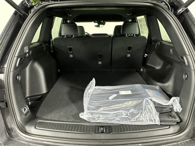 new 2025 Jeep Grand Cherokee car, priced at $48,520