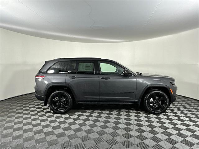 new 2025 Jeep Grand Cherokee car, priced at $48,520