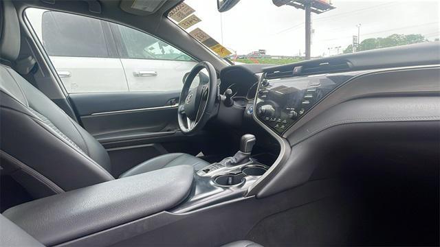 used 2020 Toyota Camry Hybrid car, priced at $24,888