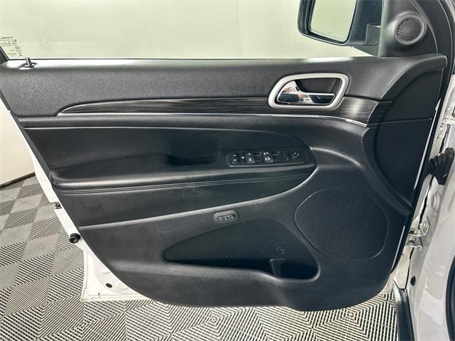 used 2022 Jeep Grand Cherokee WK car, priced at $31,085