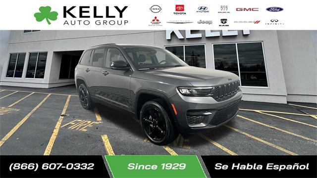 used 2022 Jeep Grand Cherokee car, priced at $31,699