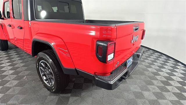 used 2023 Jeep Gladiator car, priced at $36,684