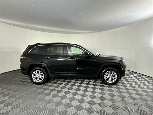 used 2022 Jeep Grand Cherokee car, priced at $24,995