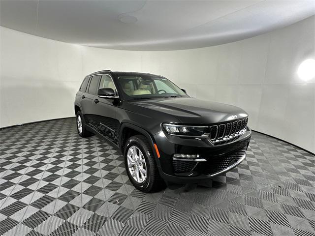 used 2022 Jeep Grand Cherokee car, priced at $24,995