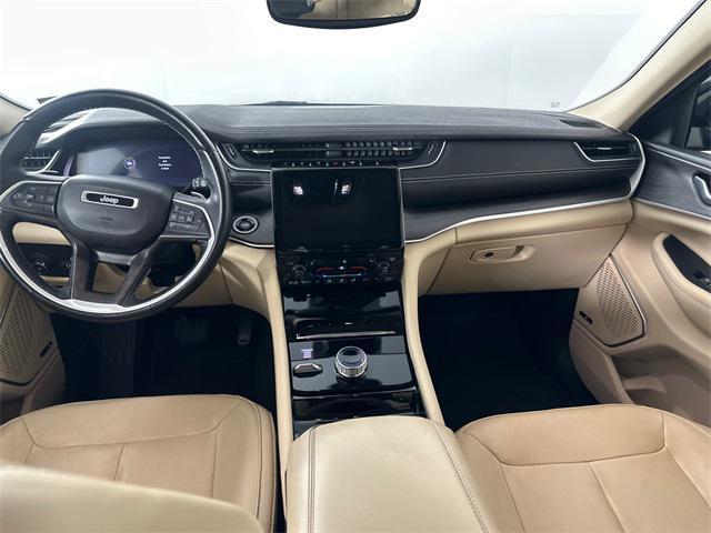 used 2022 Jeep Grand Cherokee car, priced at $24,995
