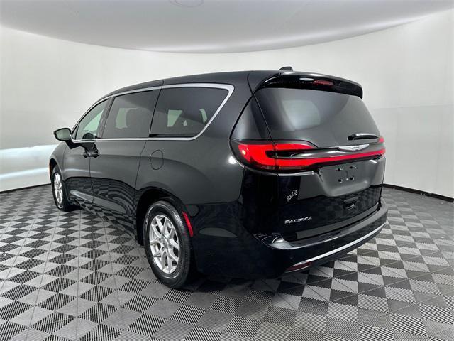 new 2025 Chrysler Pacifica car, priced at $40,952