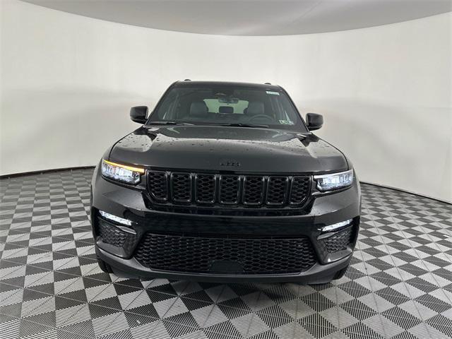 new 2025 Jeep Grand Cherokee car, priced at $48,520