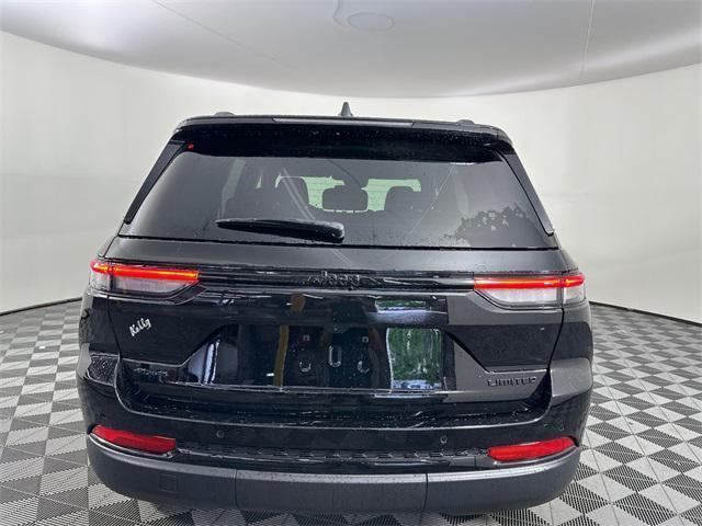 new 2025 Jeep Grand Cherokee car, priced at $48,520