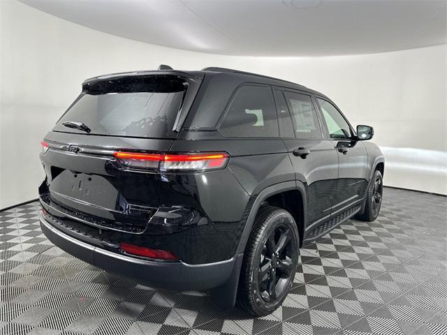 new 2025 Jeep Grand Cherokee car, priced at $48,520