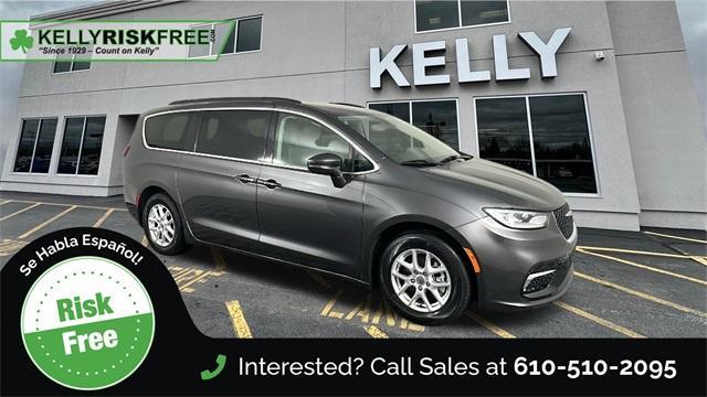 used 2022 Chrysler Pacifica car, priced at $26,998