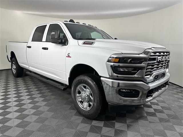 new 2025 Ram 3500 car, priced at $68,998