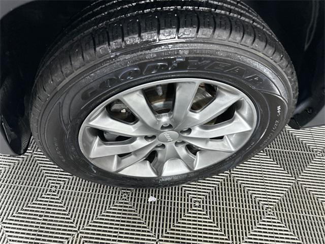 used 2018 Jeep Cherokee car, priced at $15,682
